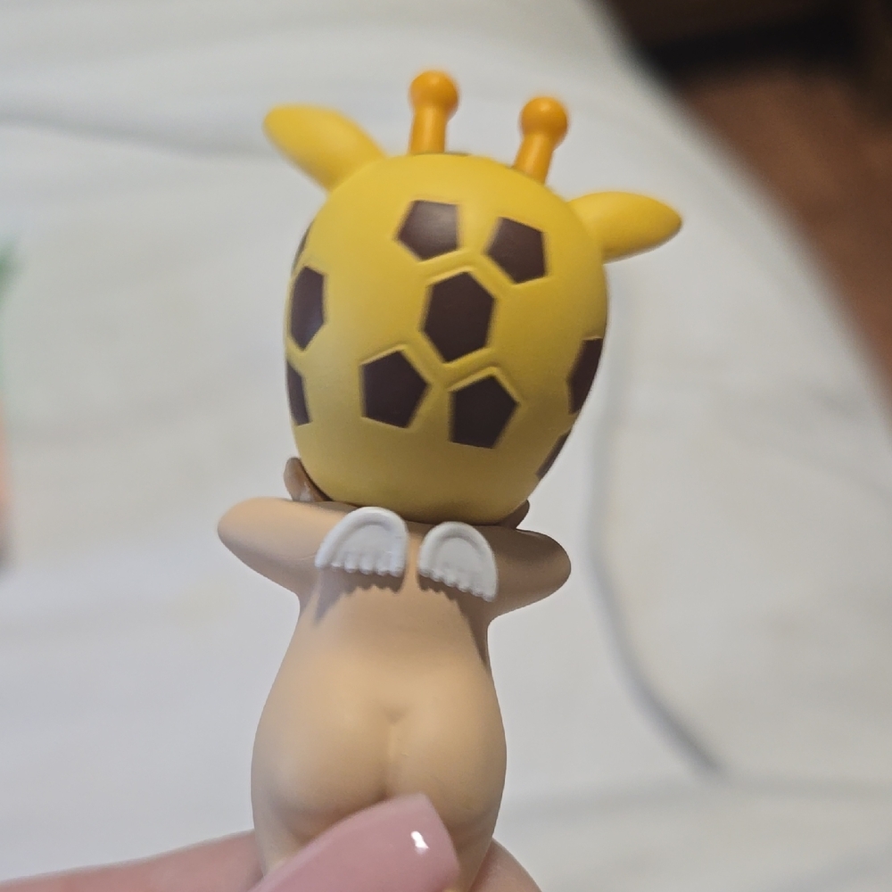 Sonny Angel Aninal Hippers Giraffe 100% Authentic - Picture 6 of 11